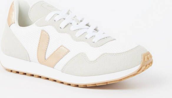 Veja Alveomesh sneaker met vegan suè, de details