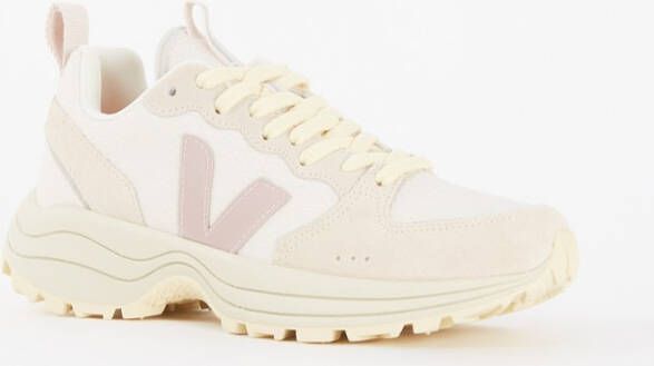 Veja Venturi sneaker met suè, de details