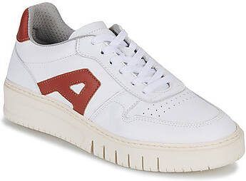 ART Lage Sneakers Belleville