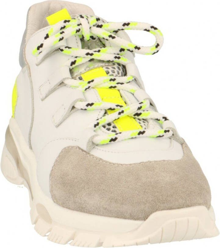 clic! Sneakers