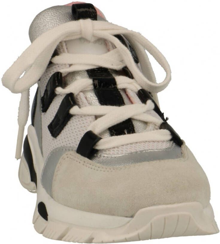 clic! Sneakers