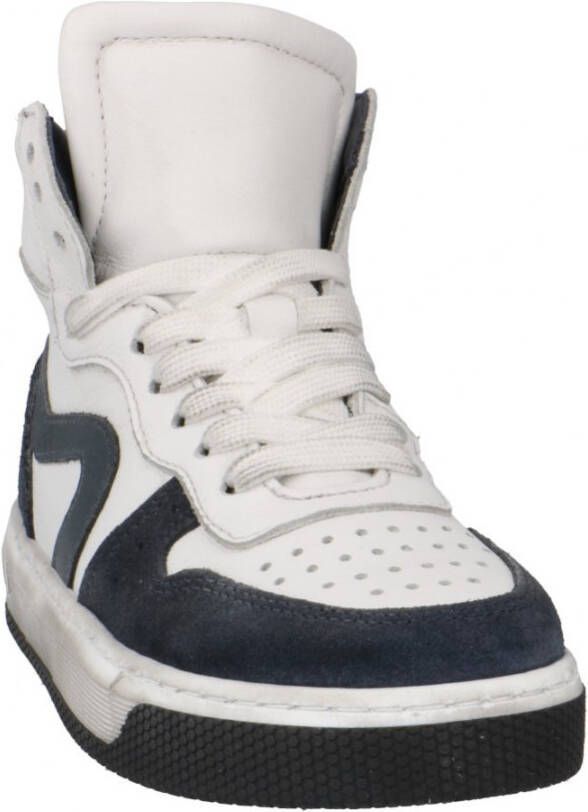 Pinocchio Sneakers